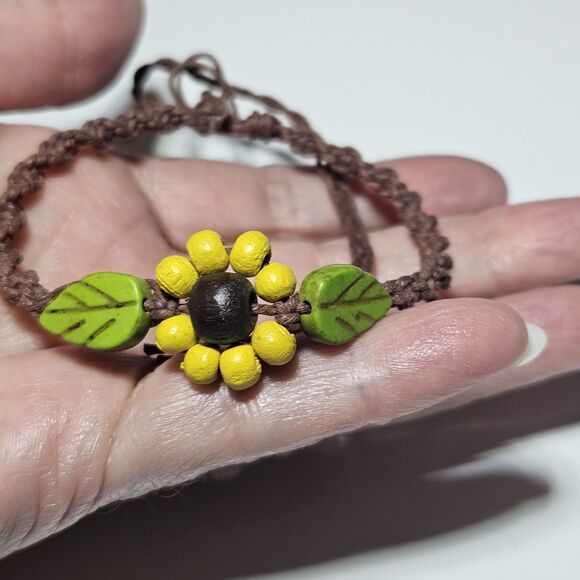 Yellow Daisy Wooden Flower Beaded Bracelet Brown Cord Adjustable - Picture 1 of 13